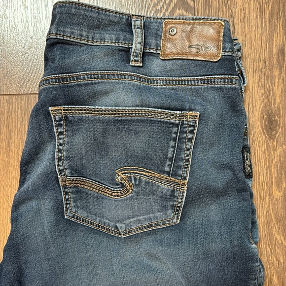 Silver jeans - “suki” style skinny jeans - Picture 2 of 7